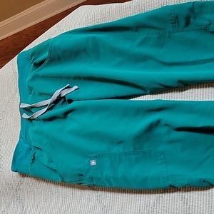 Figs Hunter Green S (regular length) Kade Scrub pants